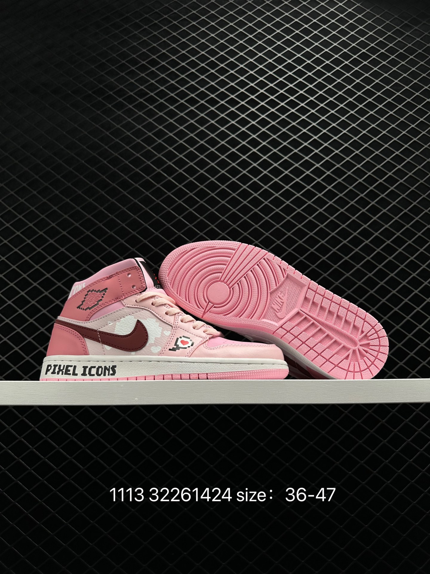 Air Jordan 1 Mid WMNS